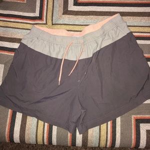Columbia athletic shorts